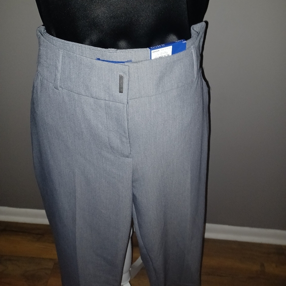Apt 9, Heather Gray Capri dress slacks NWT - Picture 5 of 8